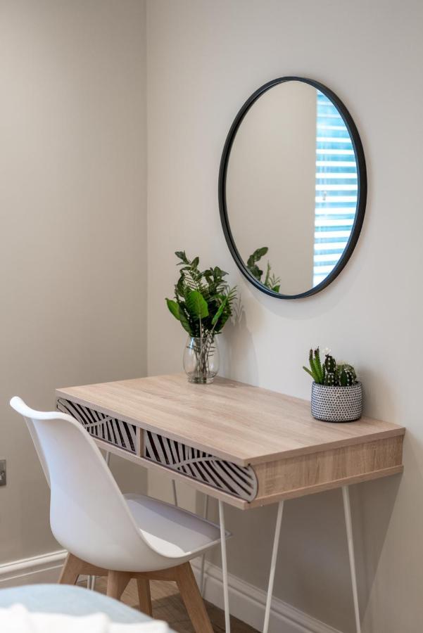 Westfield Apartment 2 Bedroom Near Notting Hill Londra Esterno foto